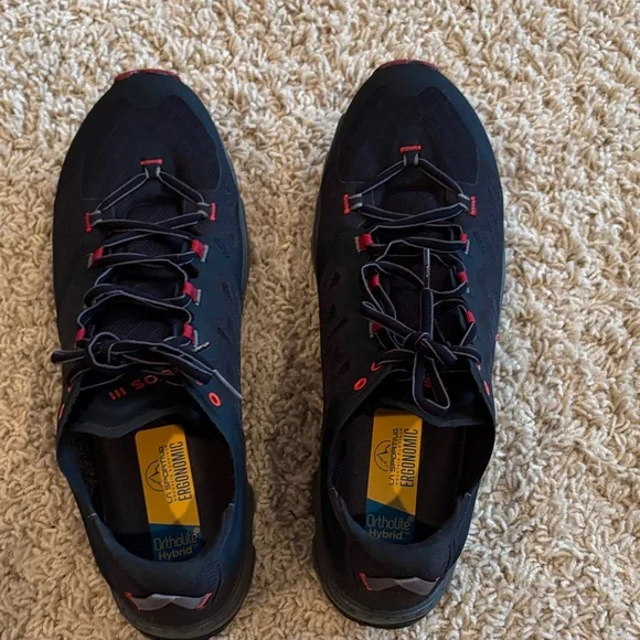 La Sportiva HELIOS III mountain running shoes